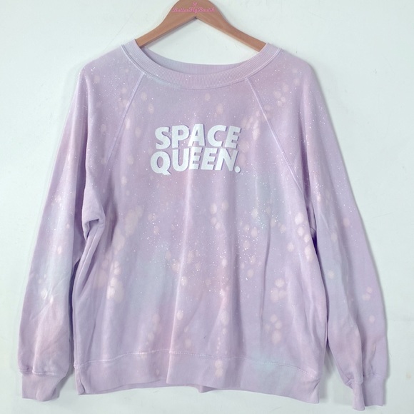 (A3) NWOT Wildfox Space queen, Sommers sweatshirt, lavender, Size Me - Picture 6 of 12